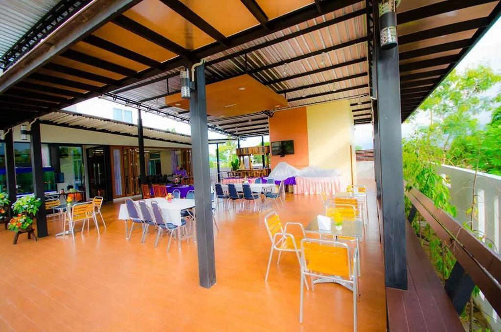 Fig Boutique Hotel Kamphaeng Phet Bagian luar foto
