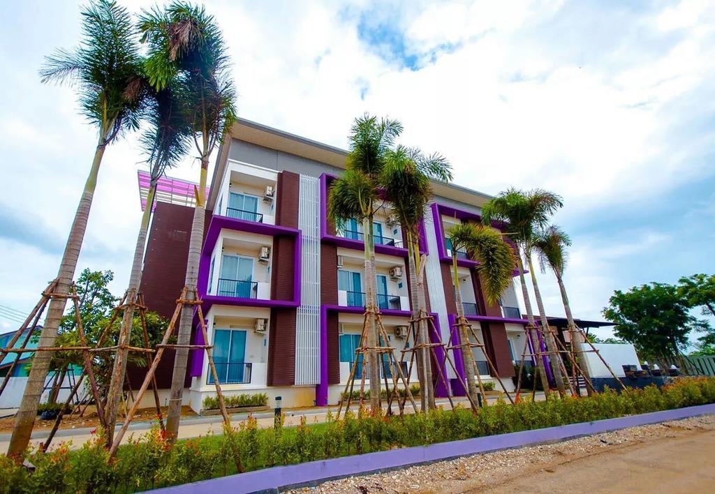 Fig Boutique Hotel Kamphaeng Phet Bagian luar foto